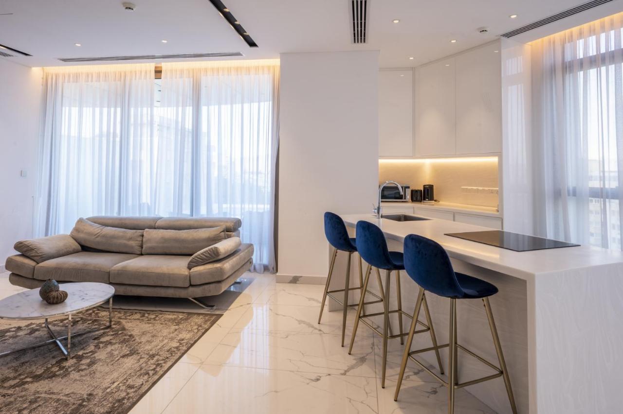 360 - 1 Bedroom Luxurious Apartament Nikozja