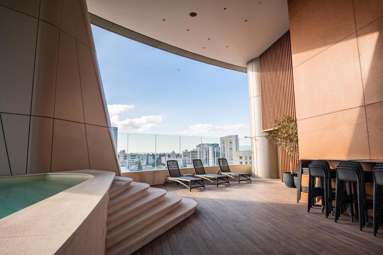 360 - 1 Bedroom Luxurious * Nikozja